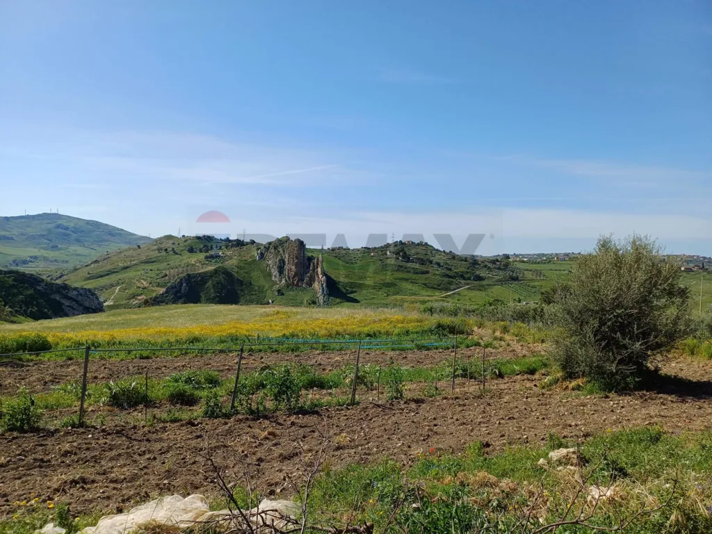 Garden - Rustic Ruin with Panoramic View in Favara
