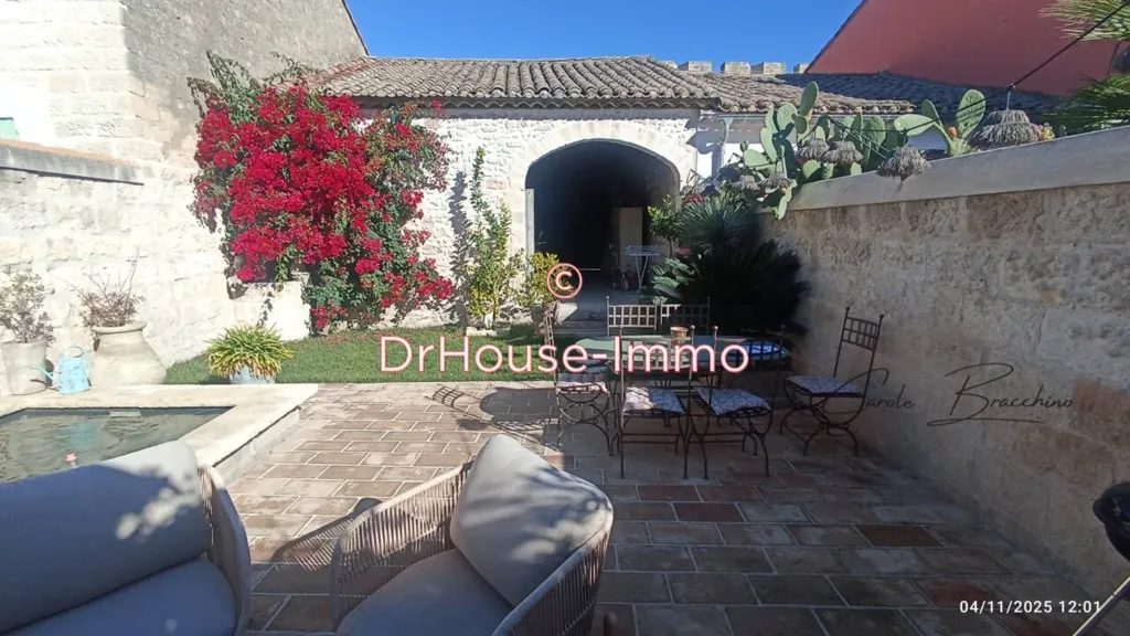 Aed - Charming 3-Bedroom House with Pool in Aigues-Mortes