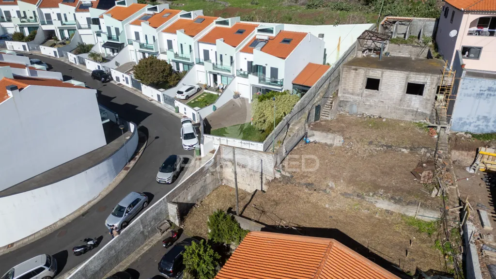 Vue aérienne - Urban Plot with Garden Potential in Assomada Caniço