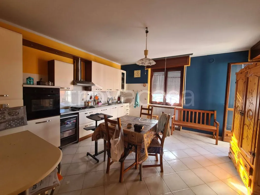 Salle à manger - Spacious Apartment with Balconies in Morozzo