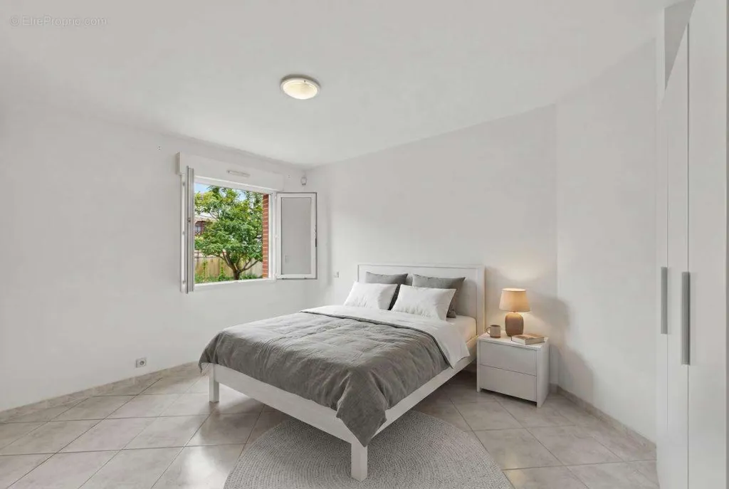 Magamistoad - Villa with Cathedral Living Room in Roques