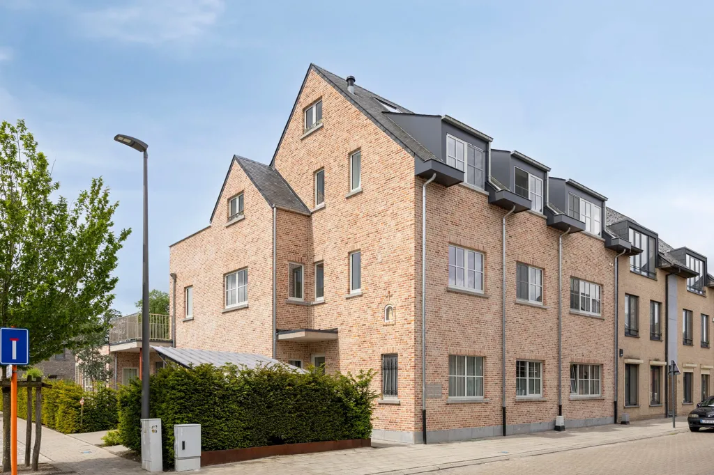 Extérieur - Appartement avec Terrasse à Tisselt