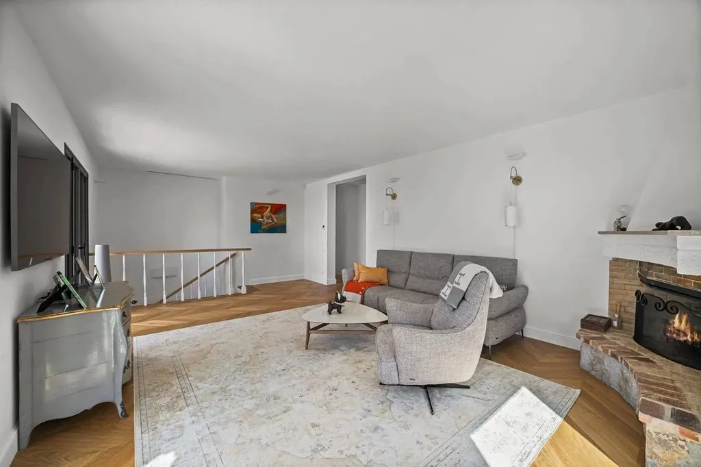 Living Room - Luxury Villa with Sea View in Roquebrune-Cap-Martin