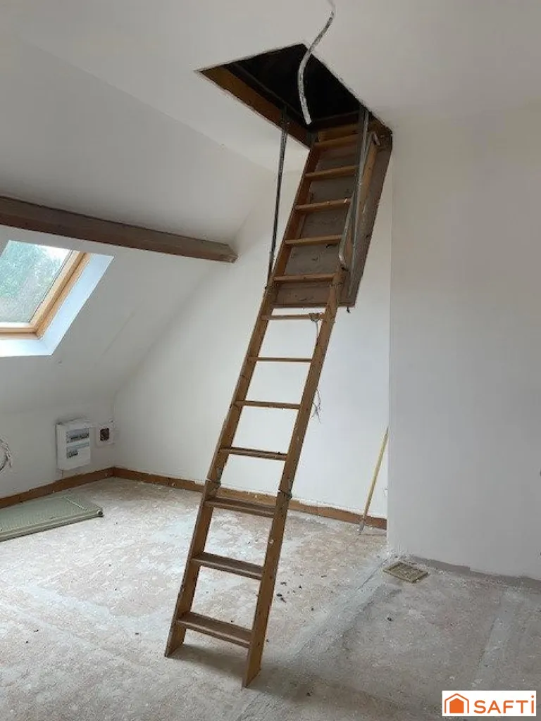 Pièces - Maison à Rénover avec Terrasses à Cerny