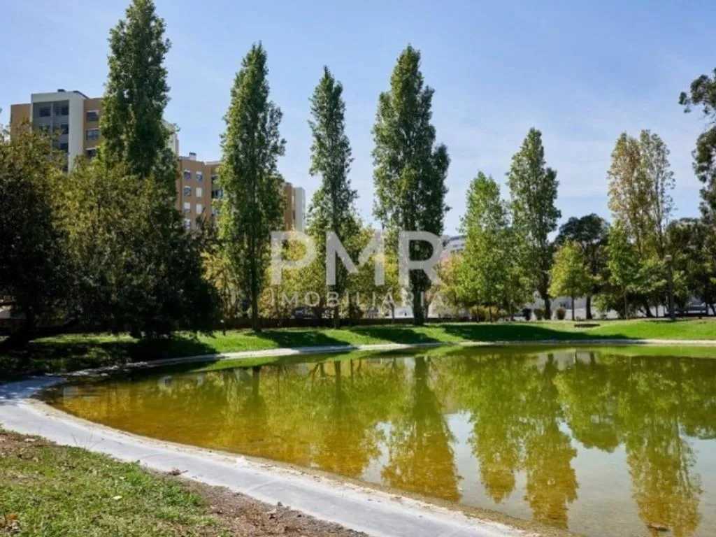 Aed - Luxury Flat with Two Fronts in Lisbon