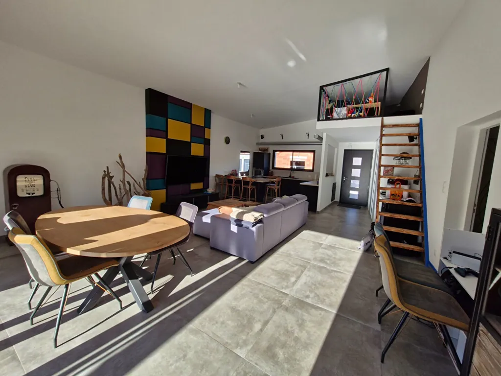 Salle à manger - Maison Contemporaine avec Jardin à Aizenay
