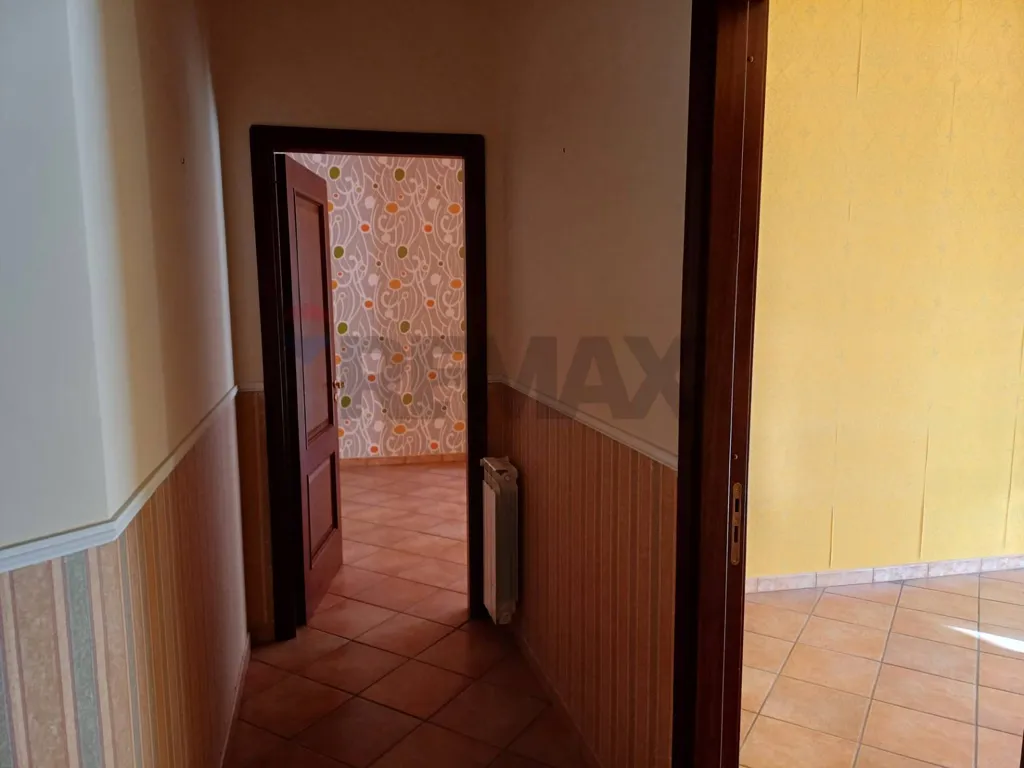 hallway_entrance