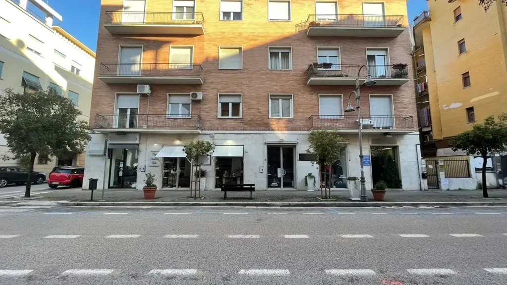 Välivaade - Trilocale with Triple Exposure in Cassino