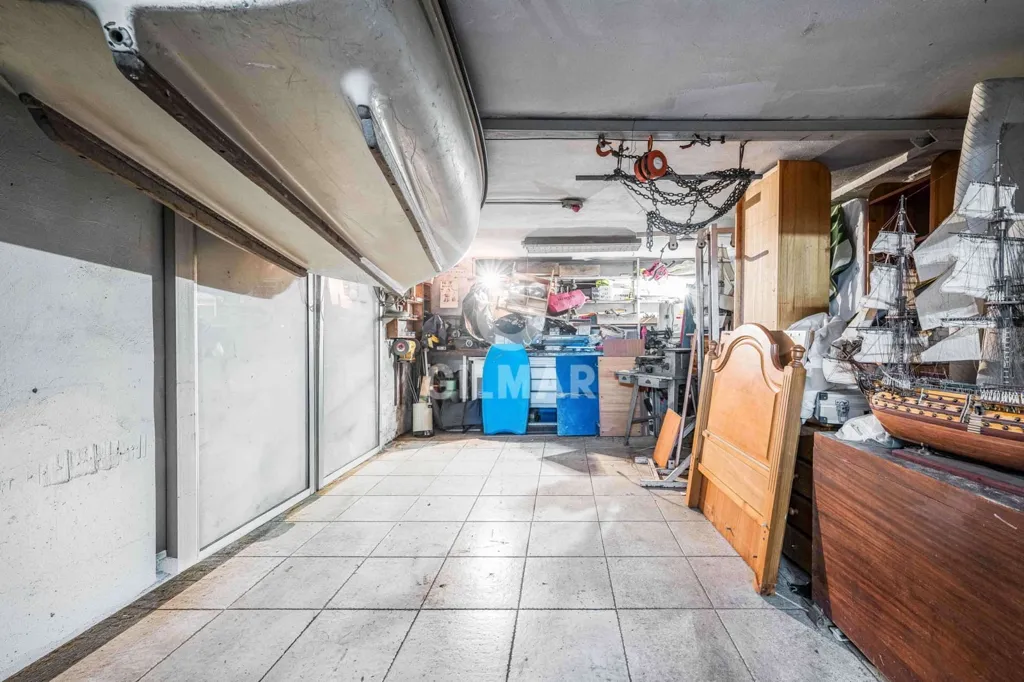 garage