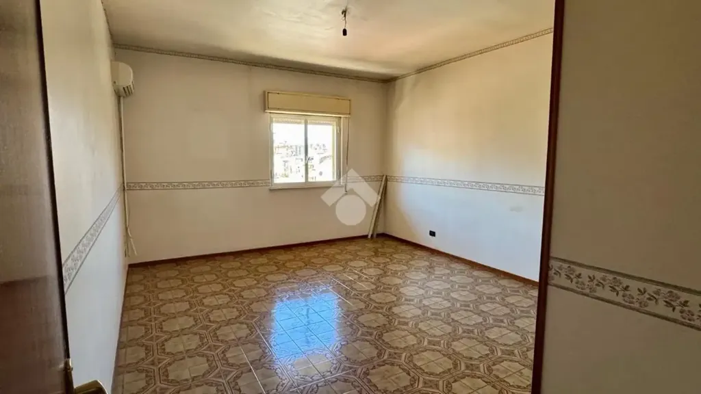 Rooms - Apartment with Balcony in Palermo Centre