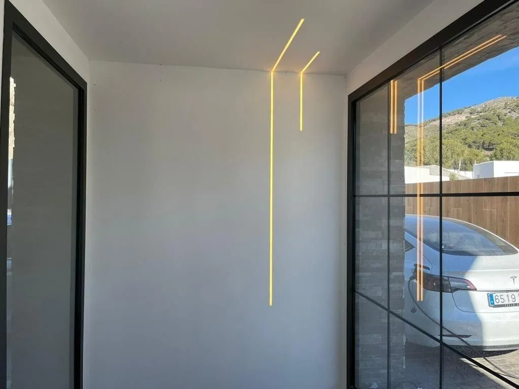 Esik - Luxury Villa with Sea View in Mijas