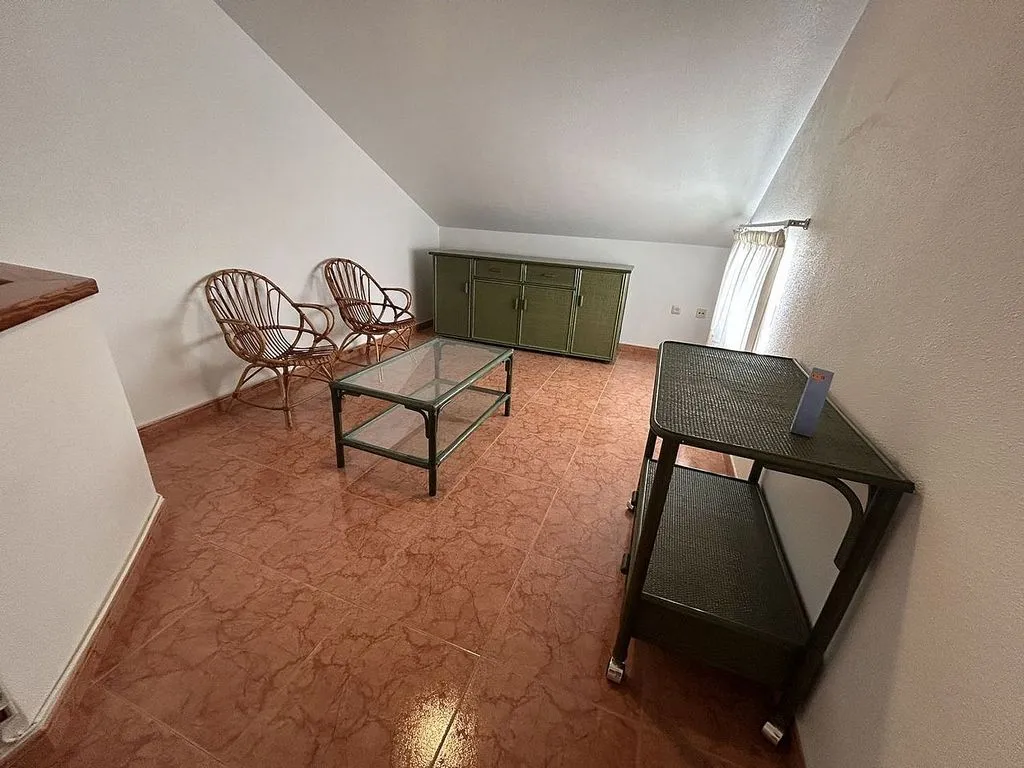 Toad - Semi-Detached House with Pool in Torre de la Horadada