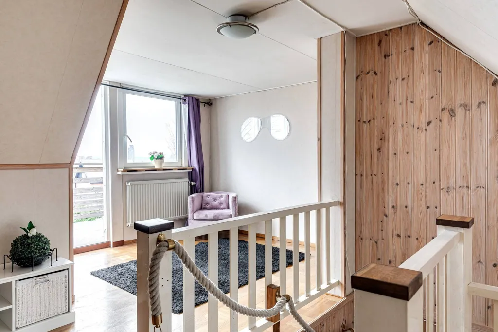 Pièces - Spacious Villa with Large Garden in Hanaskog