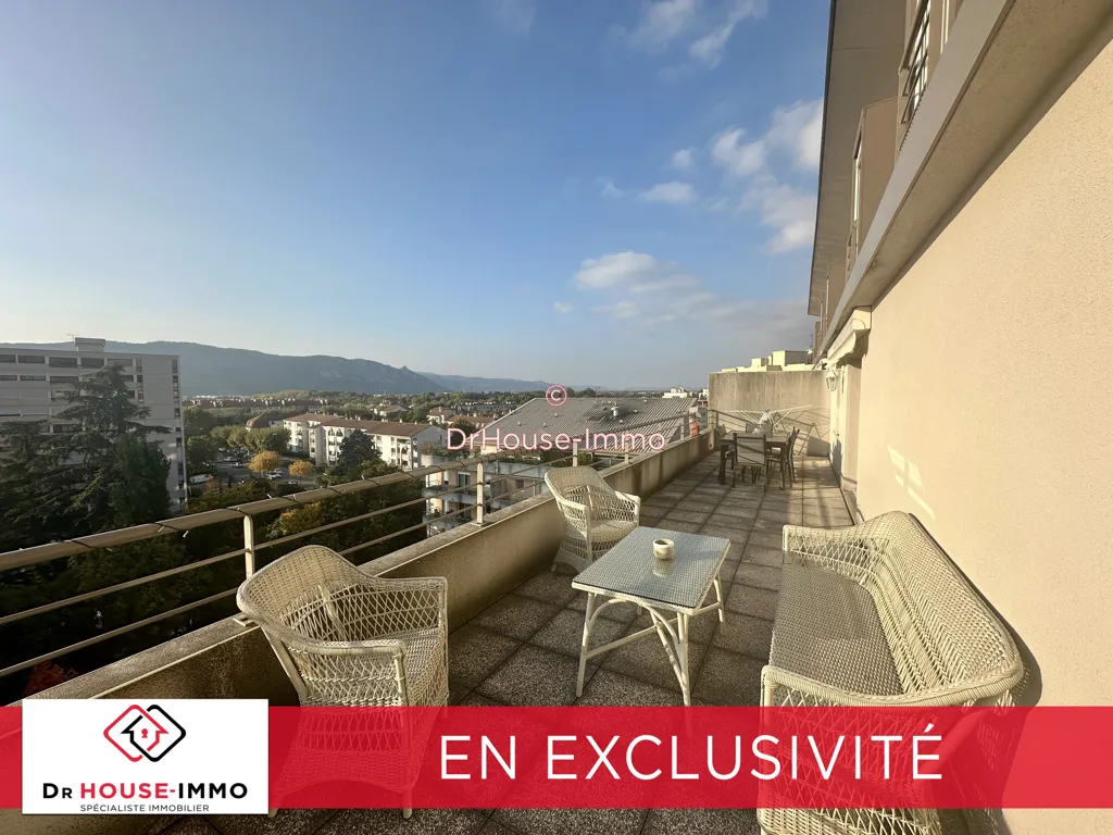Balcony - Modern Duplex Apartment with Terraces in Valence