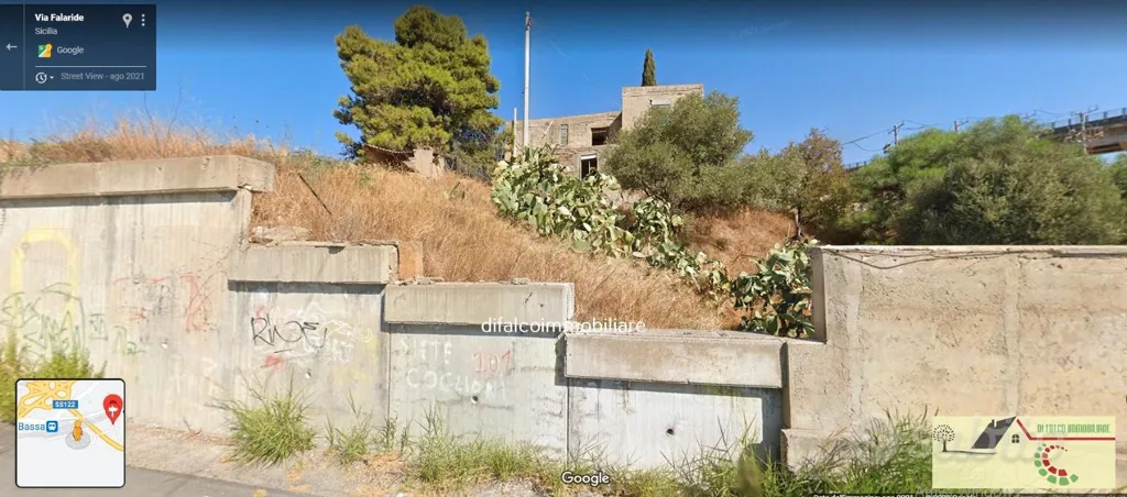 Aed - Villa to Renovate with Large Plot in Agrigento