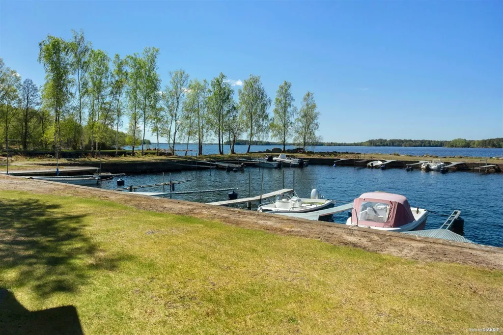 Garden - Cottage with Boathouse on Bolmsö