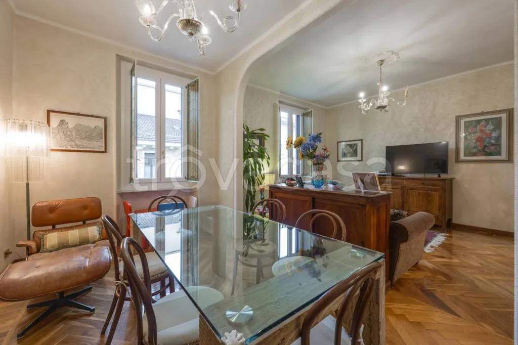 Salle à manger - Period Apartment with Balcony in Turin