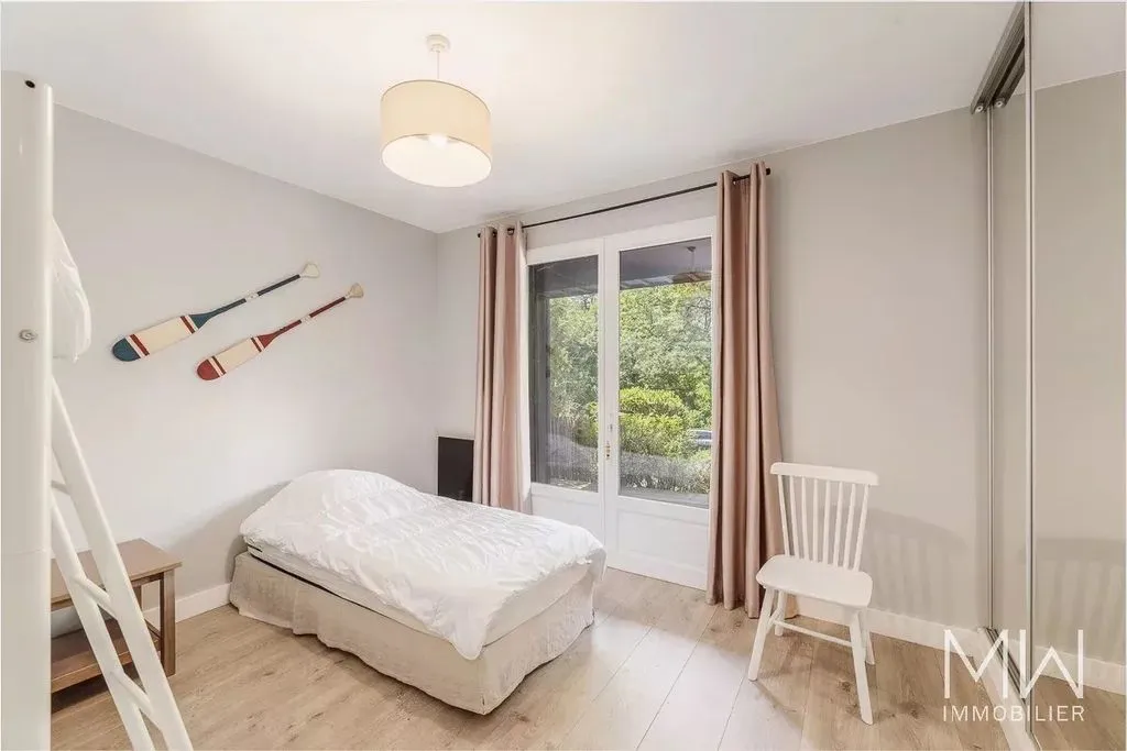Chambres - Villa Luxueuse avec Jardin à Lège-Cap-Ferret