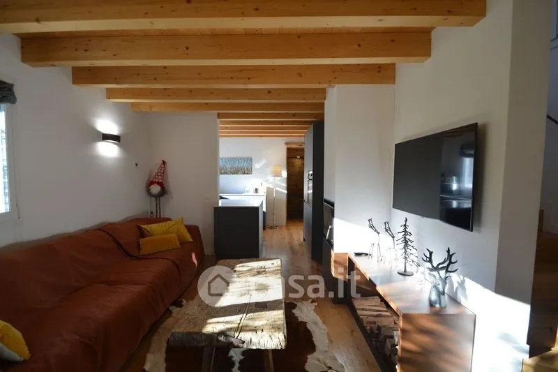 Séjour - Reconstructed House with Balcony in Asiago