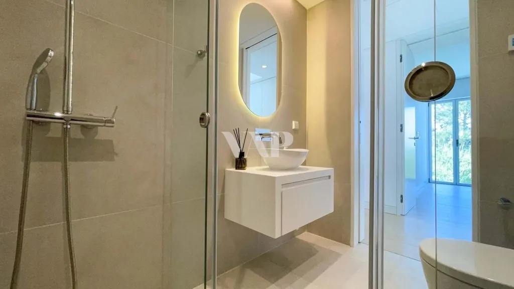 Salles de bain - 4-Bedroom Penthouse with Rooftop in Vilamoura