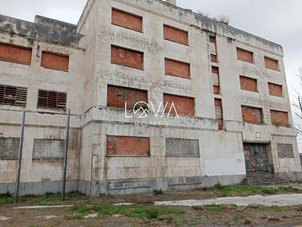 Esterno - Multi-Storey Building with River Views in Avilés