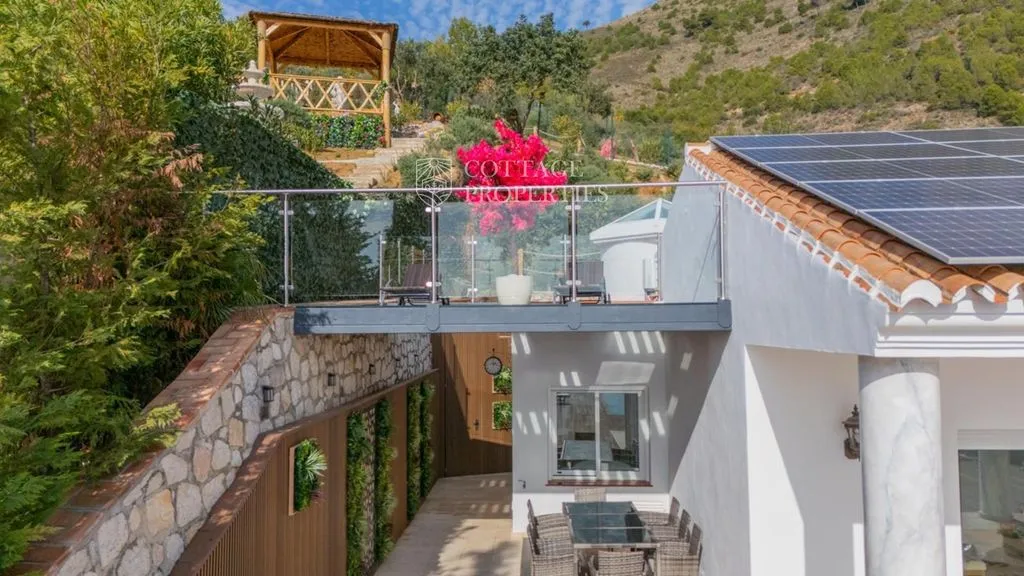Terrass - Luxury Villa with Sea Views in Mijas