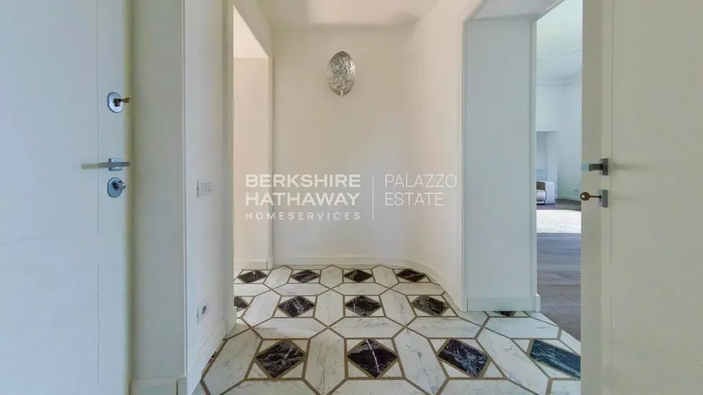 Entrée - Luxury Apartment with Lake View in Como