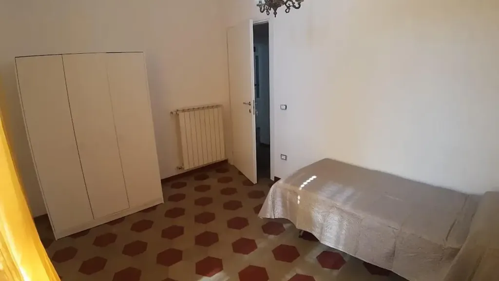 Chambres - Student Apartment with Garden in Pisa
