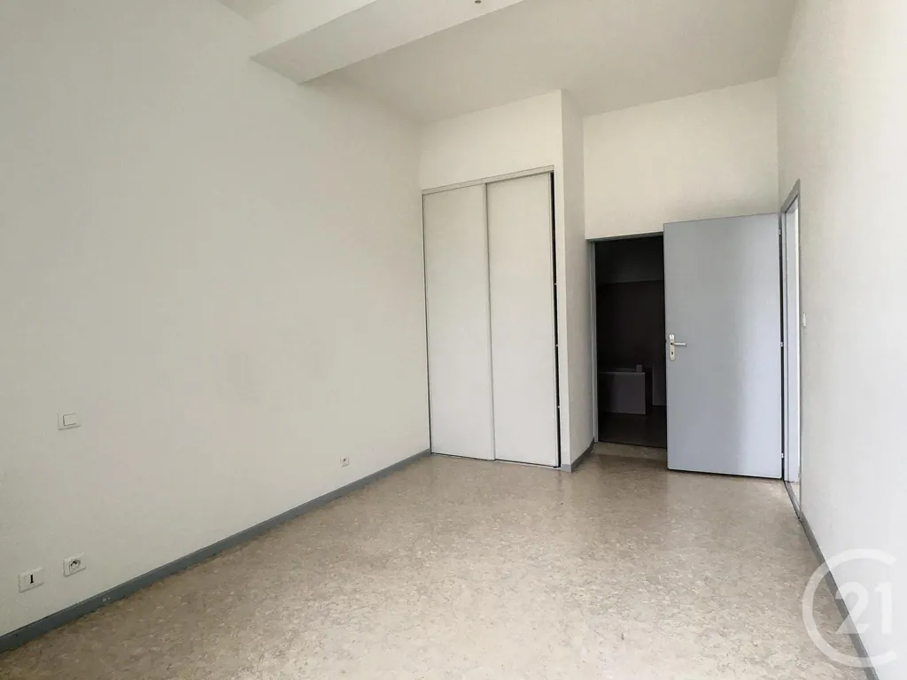 Toad - Renovated Flat with Balcony in Fleurance