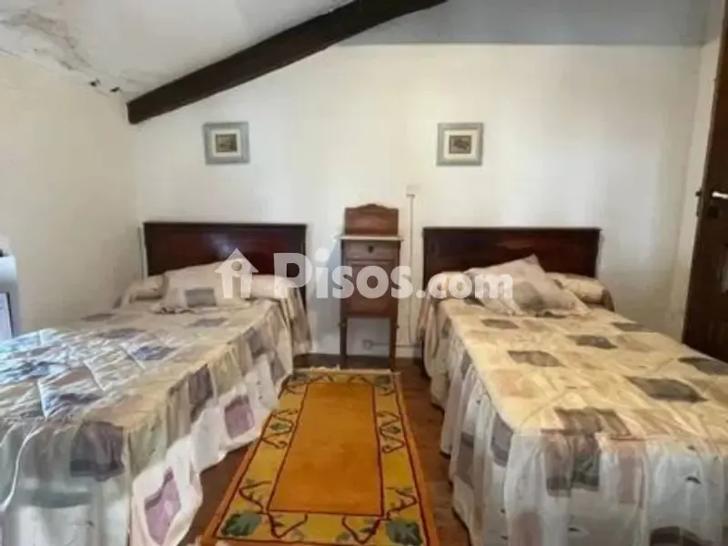 Magamistoad - Historic Indian-Style Chalet in Llanes