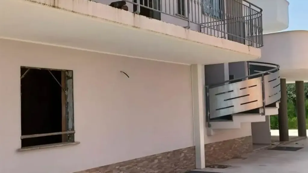 Extérieur - Three-Room Apartment with Parking in Vasto