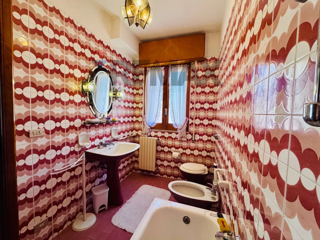 Salles de bain - Spacious Apartment with Balcony in Ragusa