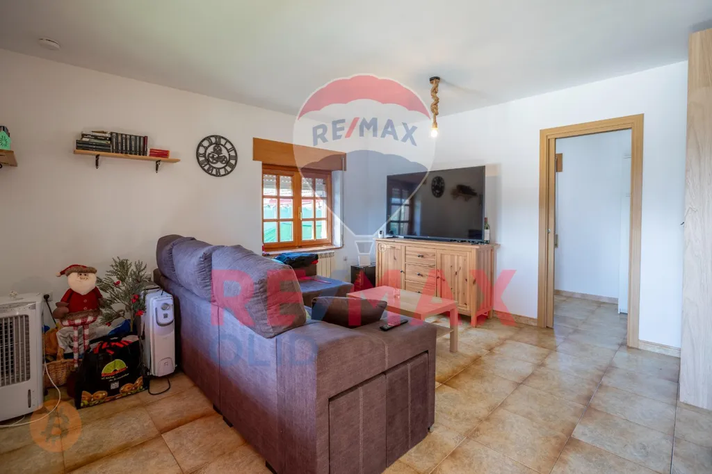 Elutuba - Detached House with Garden in Traspinedo