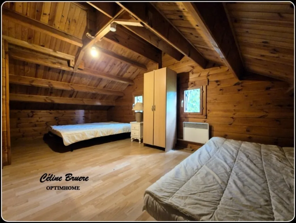 Magamistoad - Chalet with South-Facing Terrace in Juziers