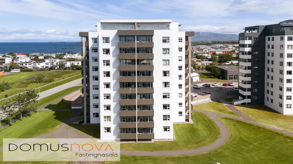 Vue aérienne - Two-Bedroom Apartment with Balcony in Akranes