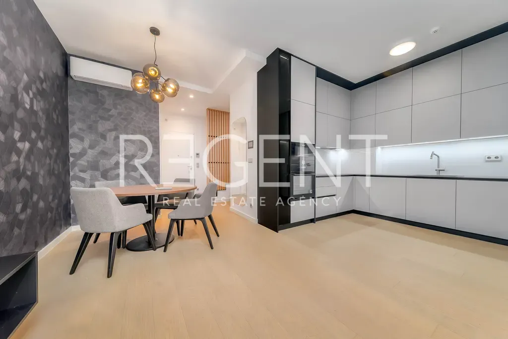 Cucina - Luxurious Apartment with Private Yard in Zagreb