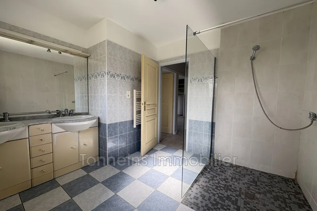 Bagni - Spacious House with Garden in Tonneins