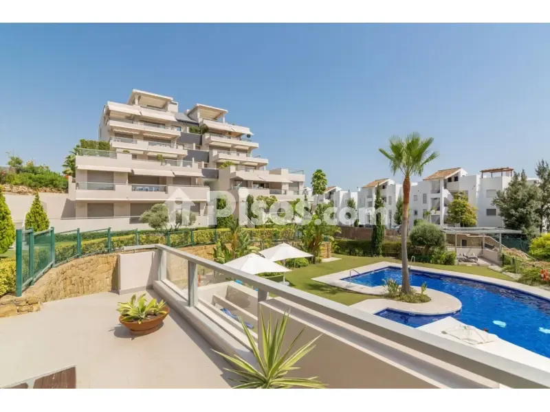 Piscine - Contemporary Apartment with Panoramic Views in Oviedo