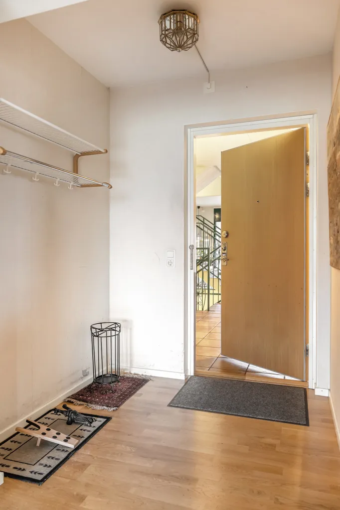 Entrée - Senior-Friendly Flat with Carport in Båstad