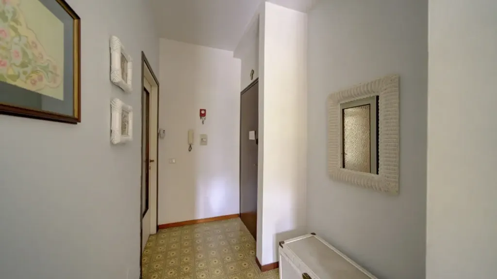 Esik - Spacious Duplex with Pools in Rapallo