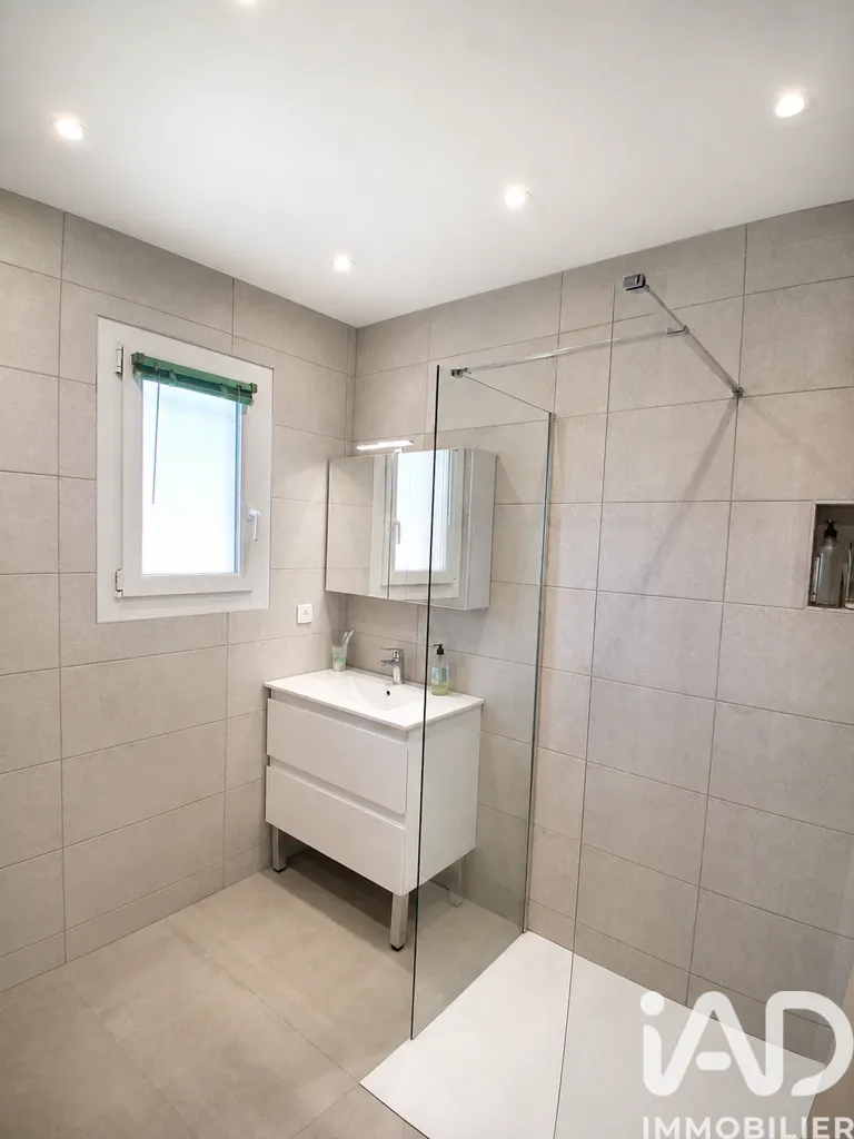 Vannitoad - Charming Villa with Pool in Poussan