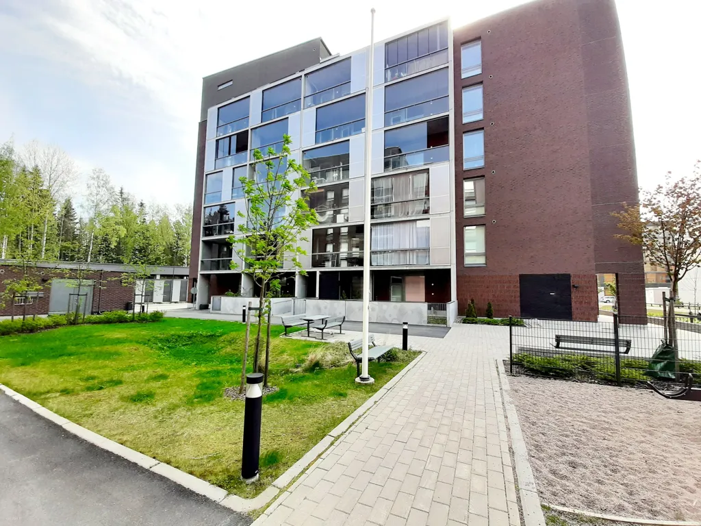 Välivaade - Lofty Apartment with Large Terrace in Kivistö, Vantaa