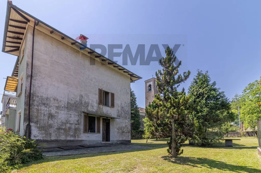 Exterior - Villa with Garden near Municipio
