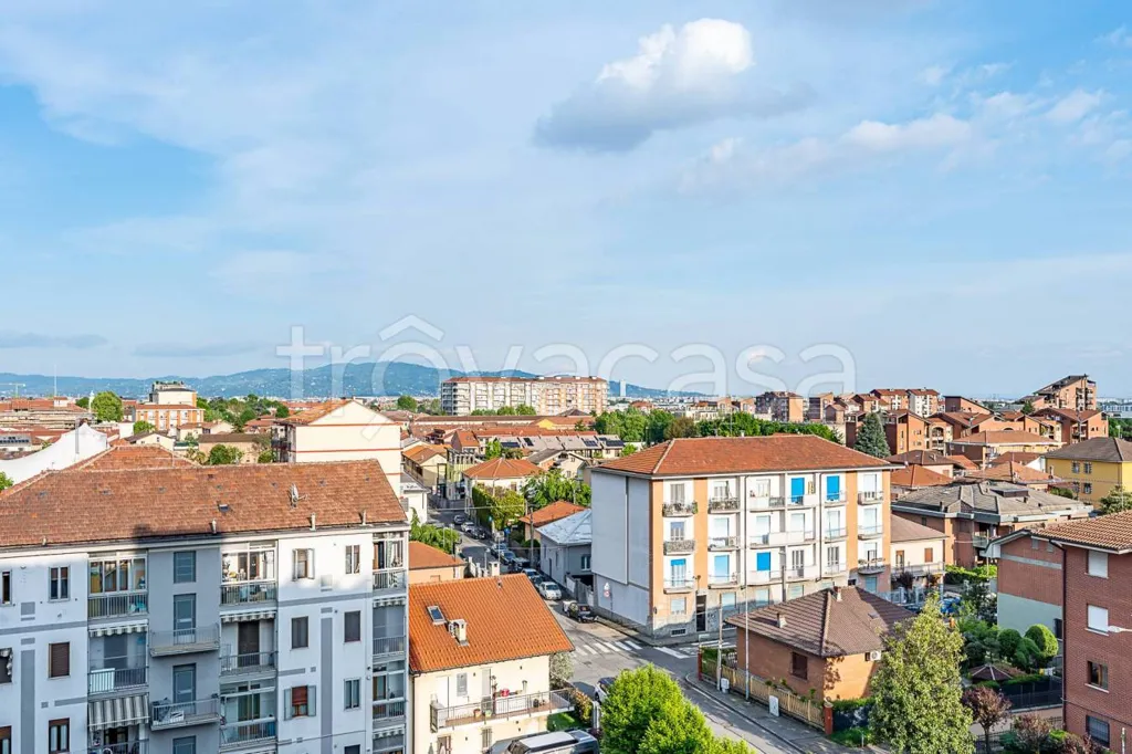Balcon - Quadruplex with Garden and Panoramic View in Grugliasco
