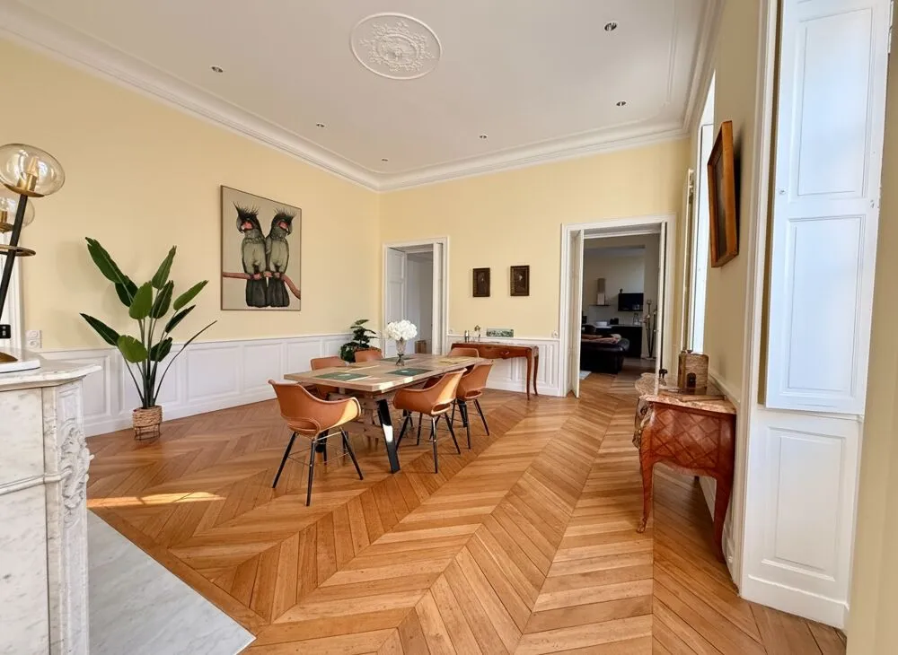 Dining Room - Haussmannian Flat with Private Garden in City Centre
