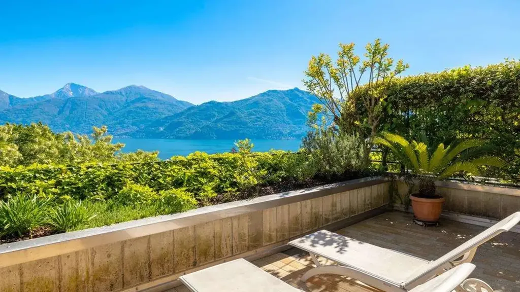 Terrazza - Luxury Flat with Lake View in Menaggio