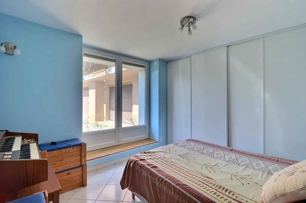 Chambres - Propriété de Caractère avec Deux Bâtisses à La Terrasse