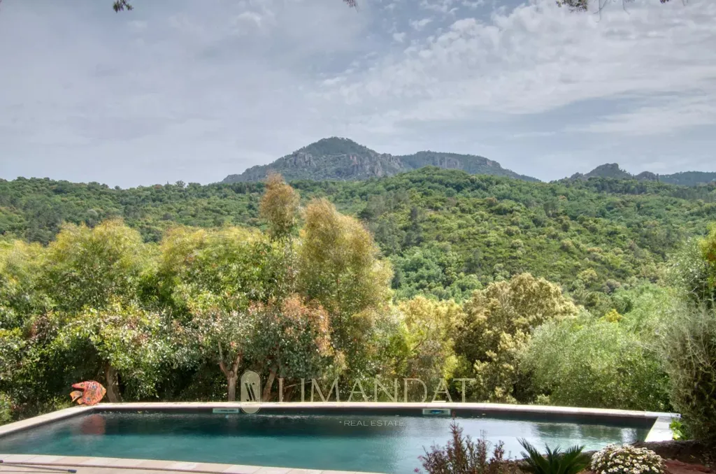 Pool - Maison with Sea View in Les Adrets-De-L'Esterel