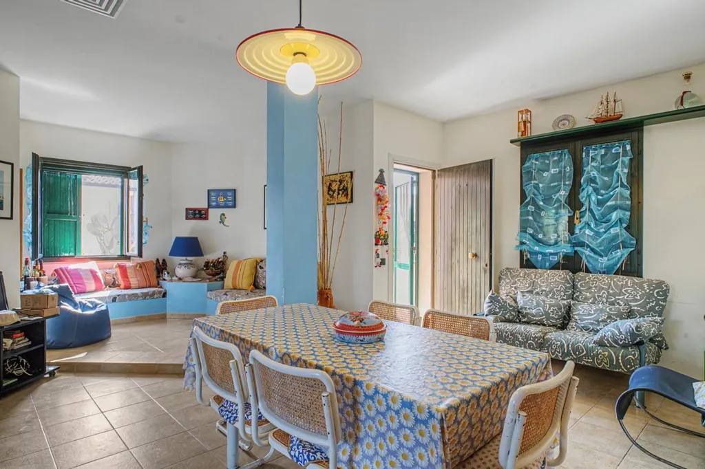 Salle à manger - Villa with Balcony in Bernalda Centre