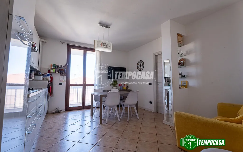 Söögituba - Sunny Apartment with Terrace in Rottofreno